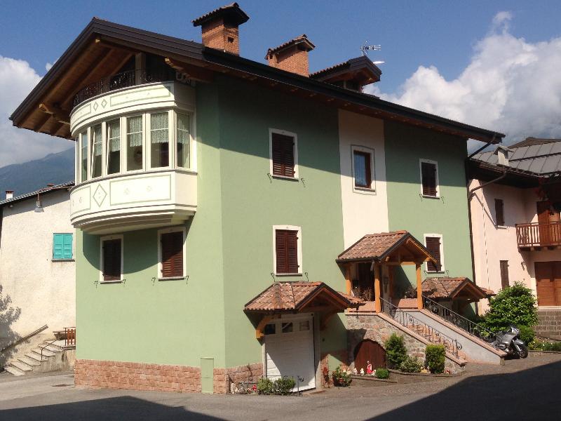Villa Dei Fiori Cavedago Exterior photo